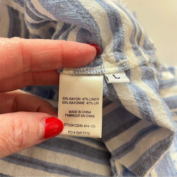 Cloth & Stone Linen Blend Striped Raw Hem Sleeveless Button Back Detail Boho Top - Picture 7 of 10